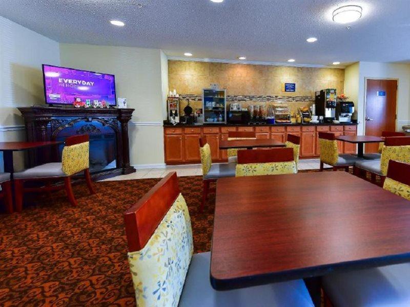 Days Inn By Wyndham Greensboro Nc Dış mekan fotoğraf