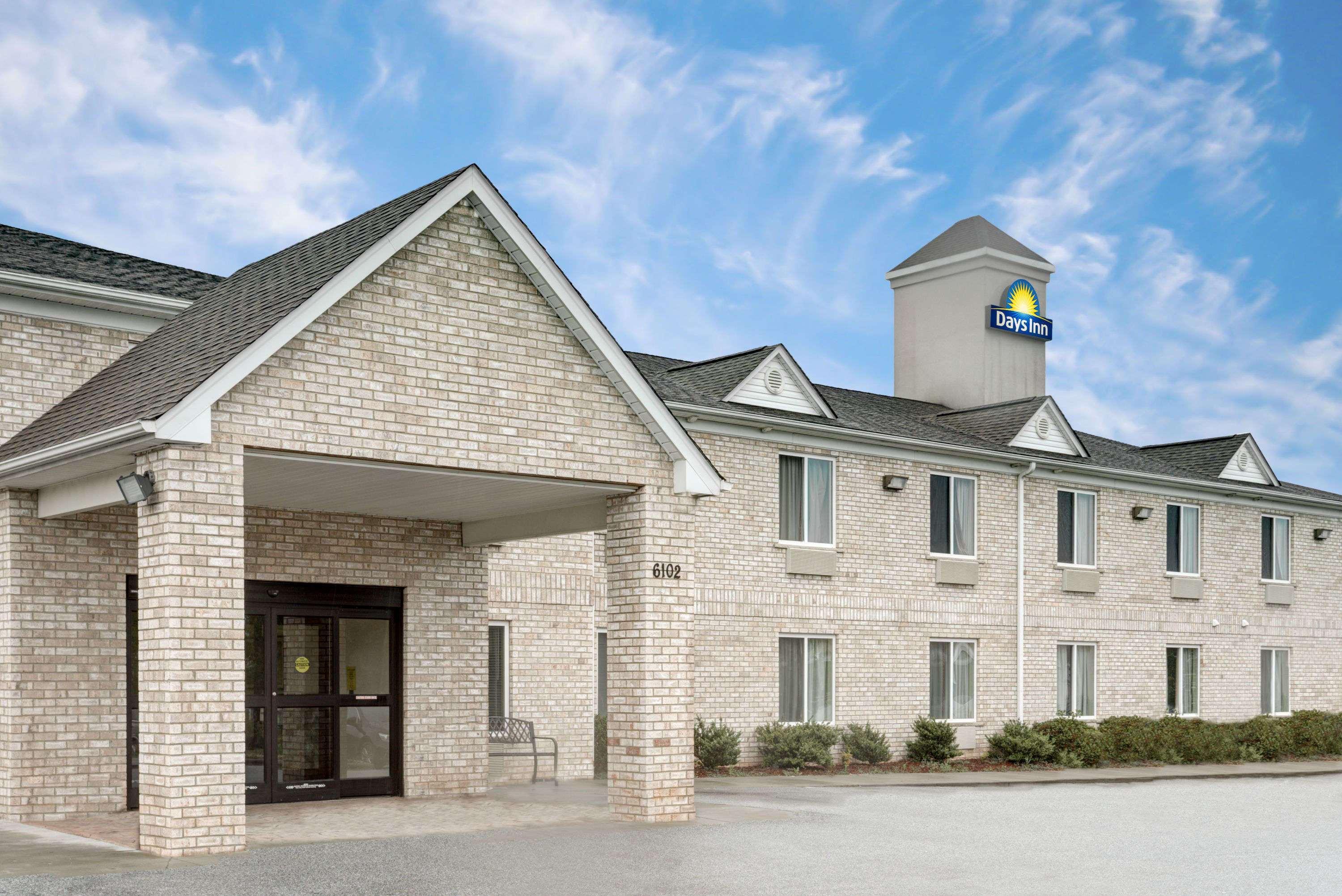Days Inn By Wyndham Greensboro Nc Dış mekan fotoğraf