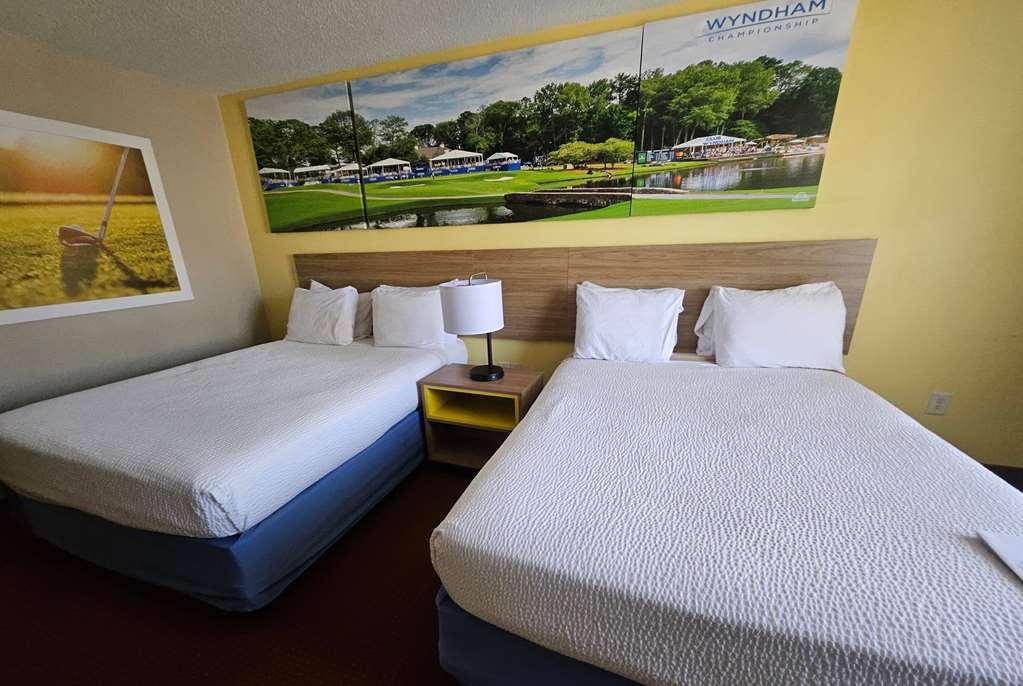 Days Inn By Wyndham Greensboro Nc Oda fotoğraf
