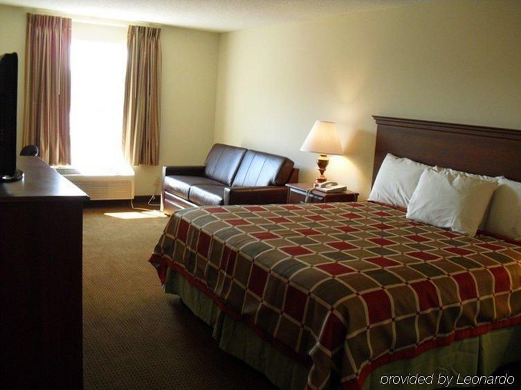 Days Inn By Wyndham Greensboro Nc Oda fotoğraf