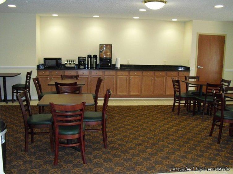 Days Inn By Wyndham Greensboro Nc Restoran fotoğraf